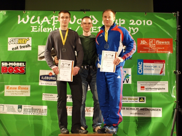 Влад Трубин слева, Валерий Трубин справа, посередине- организатор Кубка Мира Marcell Mette